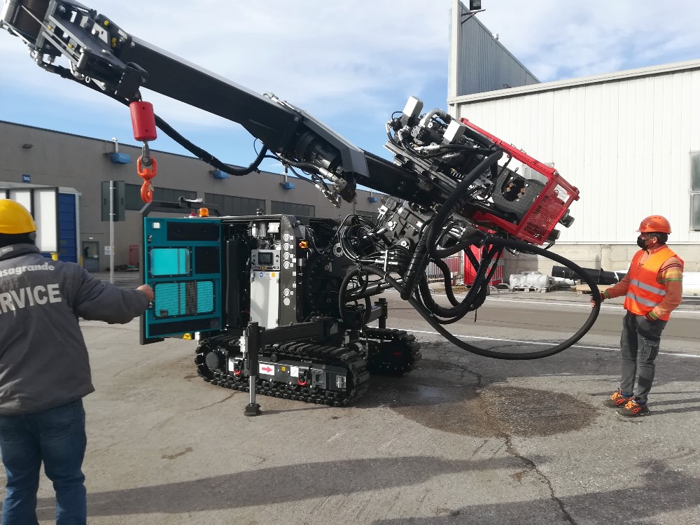 CASAGRANDE C3 XP-2 
Perforatrice idraulica